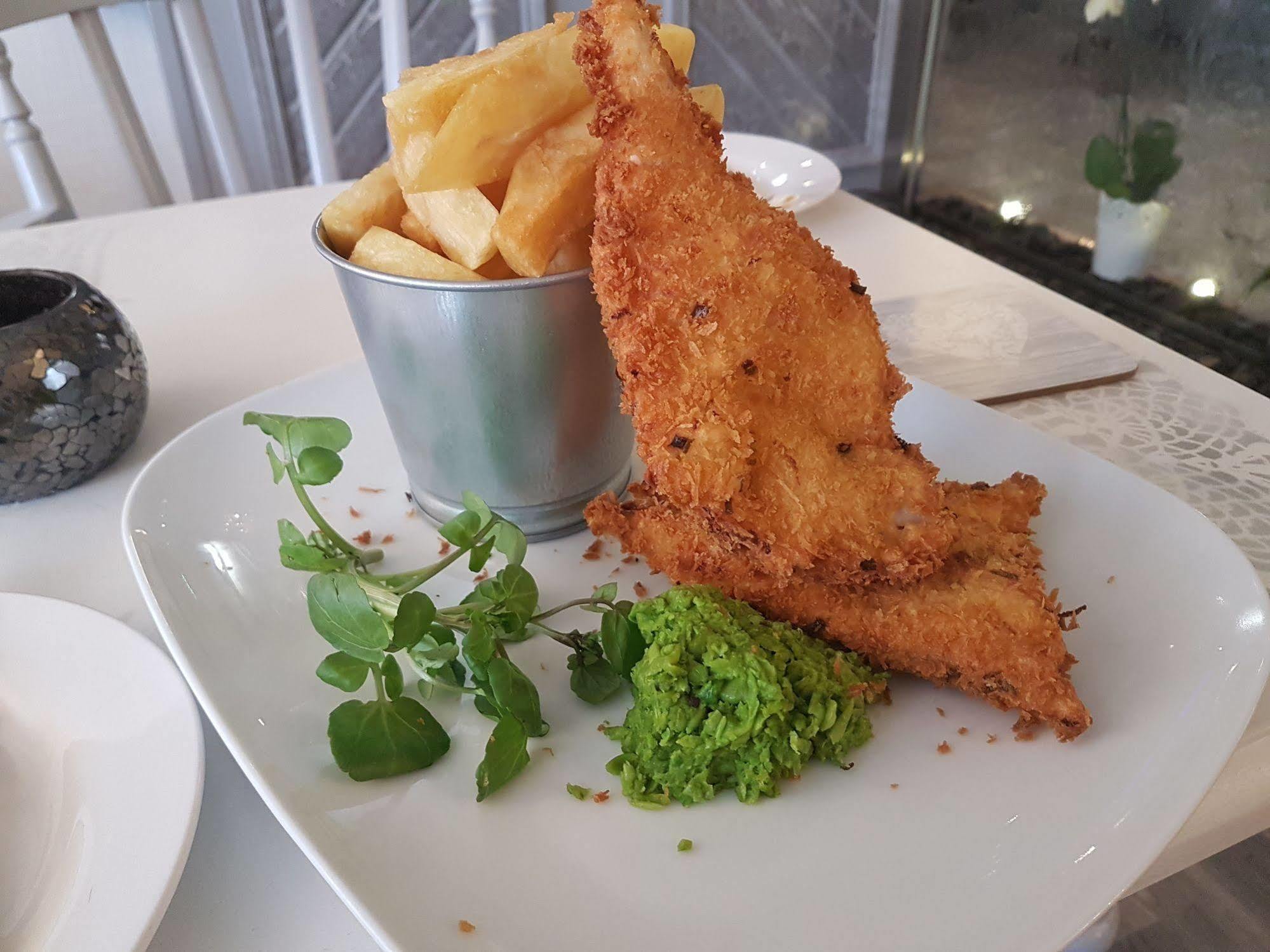 Cefn Mably Hotell Penarth Eksteriør bilde